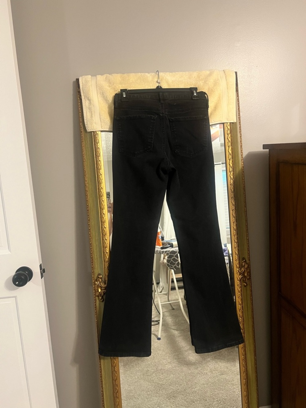 Jessica Simpson Black High-Rise Jeans size 4